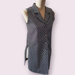 Ladies vintage black and white polka-dot sleeveless top medium